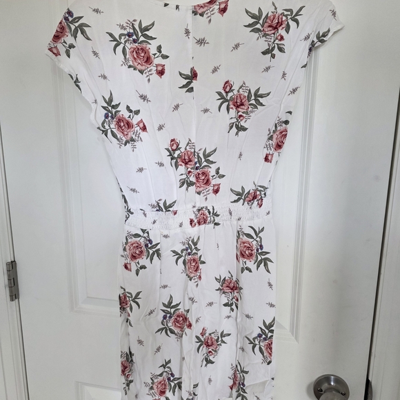 Floral V-Neck Summer Dress - White with Pink Rose Print - Picture 4 of 7